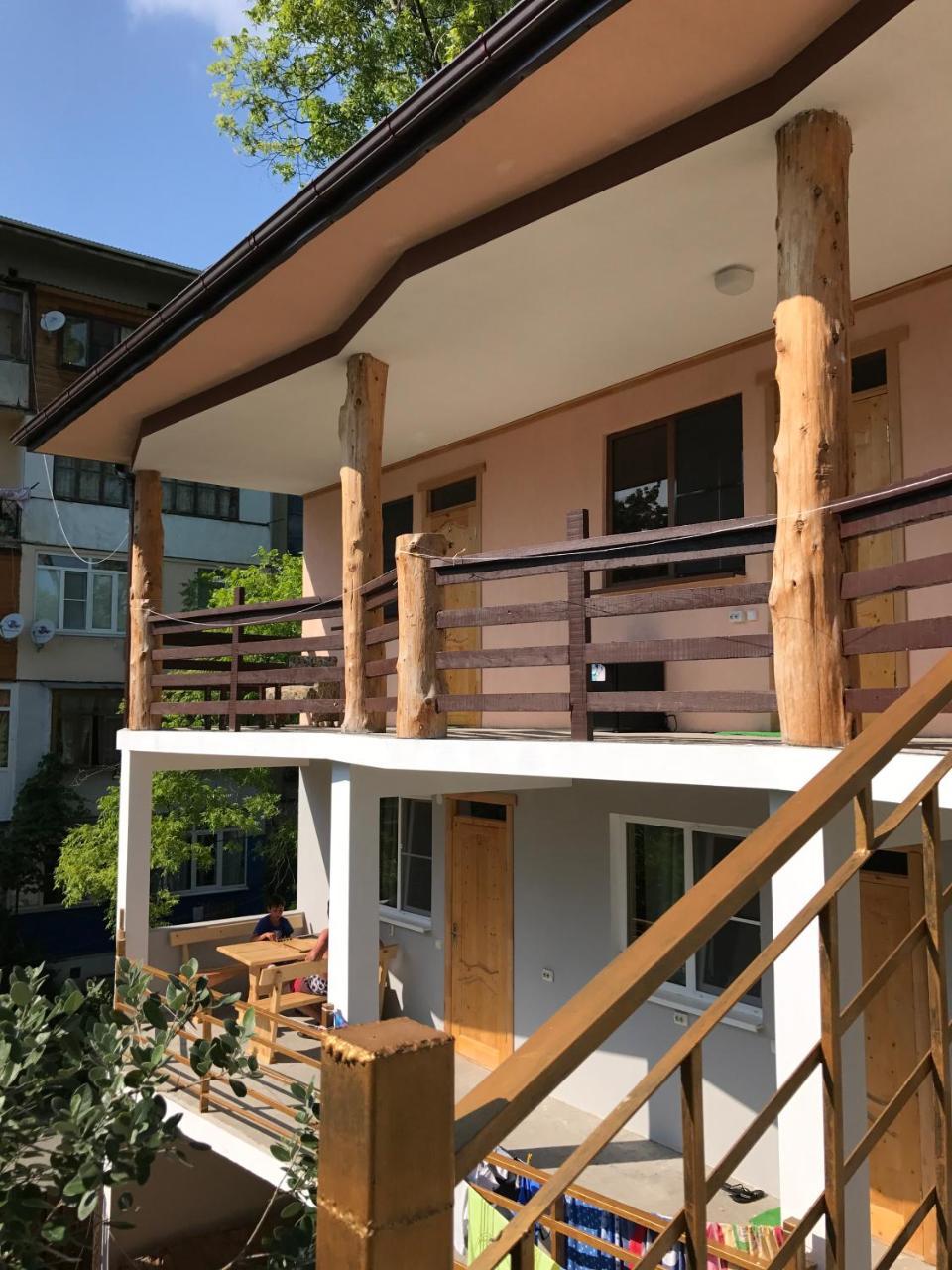 Sun Hotel Guest House Pizunda Ngoại thất bức ảnh